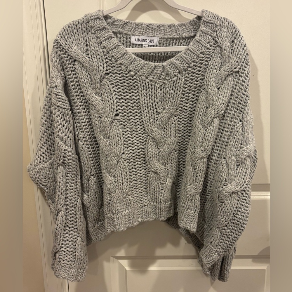 Amazing Lace Gray Knit Cropped Sweater NWOT Medium